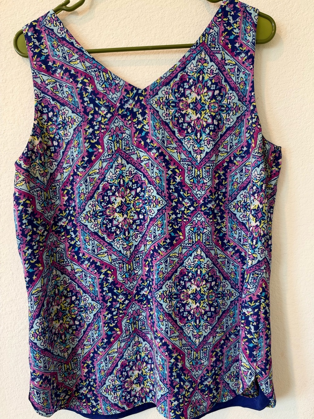 Reversible Sleeveless Mosaic Print Top